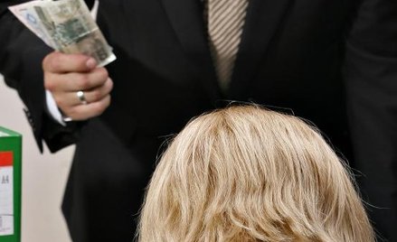 Pracownik dostanie odprawę, jeśli zwolni się sam