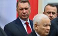 Przemysław Czarnek i Jarosław Kaczyński zajmują czołowe miejsca w rankingu nieufności