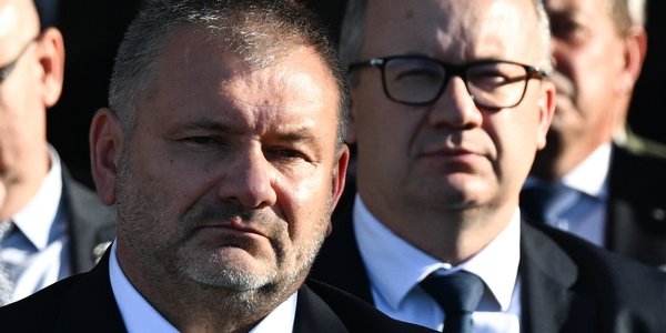 Dwa lata po wyborach. Nieśpieszny powrót praworządności i coraz większy chaos w sądach