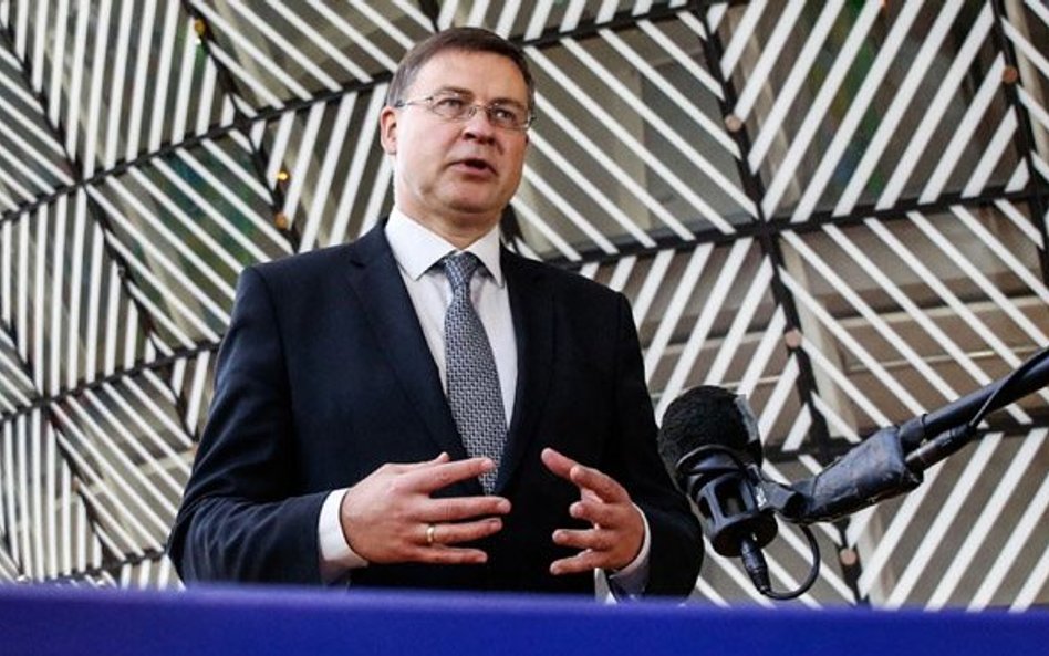 Mamy konstruktywne kontakty z polskimi władzami i liczę na szybki postęp – mówi Valdis Dombrovskis, 