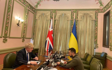 Johnson z niezapowiedzianą wizytą w Kijowie