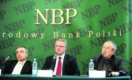 Konferencja po wczorajszym posiedzeniu RPP: Piotr Wiesiołek, p.o. prezesa NBP, w towarzystwie Andrze
