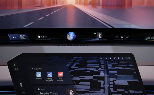 Nowy panoramiczny system BMW iDrive