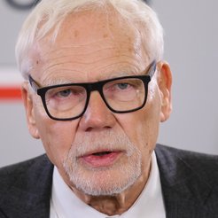 Przewodniczący Komisji Kodyfikacyjnej Prawa Cywilnego prof. Marek Safjan