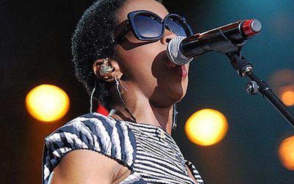 Lauryn Hill pracuje w więzieniu