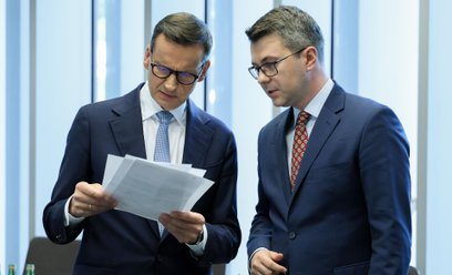 Mateusz Morawiecki i Piotr Müller