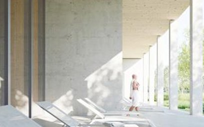 W projekcie pływalni przewidziano także zewnętrzne tarasy z których będzie można skorzystać latem