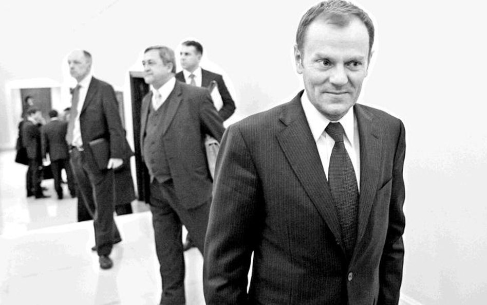 Kiedy Tusk powinien zacząć pakować walizki