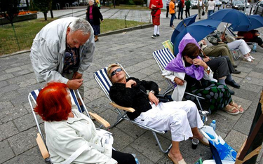Najwięcej Polaków oszczędza dodatkowo na emeryturę w towarzystwach ubezpieczeń – ponad pół miliona