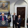 Donald Trump za nic ma ostrzeżenia o zagrożeniu ze strony AI, rozwijanej przez takich gigantów jak O