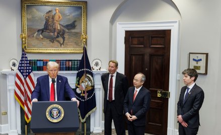 Donald Trump za nic ma ostrzeżenia o zagrożeniu ze strony AI, rozwijanej przez takich gigantów jak O