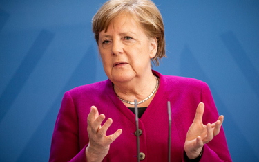 Niemiecka strategia walki z epidemią. Rośnie krytyka Merkel