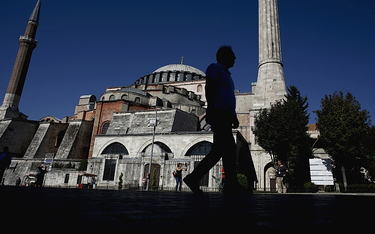 Turcja znosi konieczność testowania dla zaszczepionych