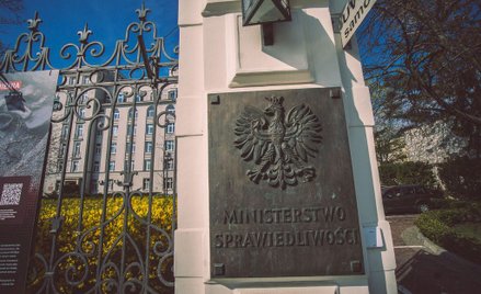 Służbowe e-maile sędziów pod nadzorem Ministerstwa Sprawiedliwości? Resort zaprzecza