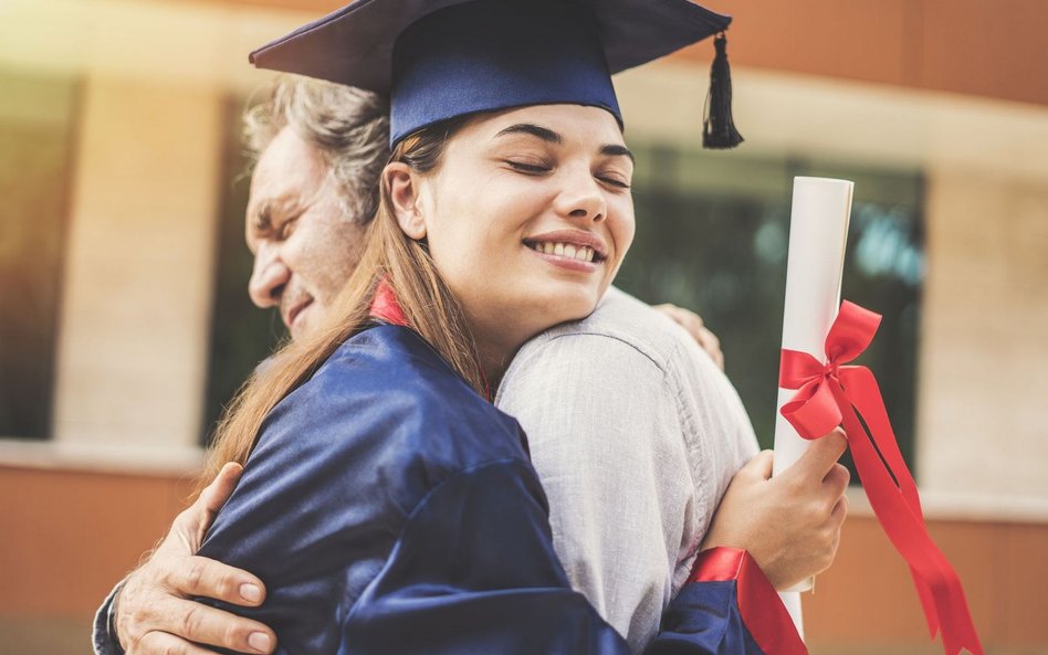 Student świeci się na czerwono, czyli co z ZUS po zakończeniu nauki