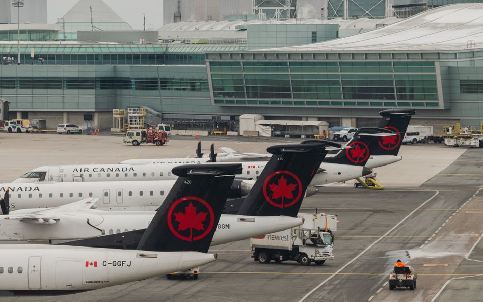 Międzynarodowe lotnisko Toronto Pearson w Mississauga, Ontario, Kanada