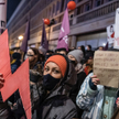 Warszawa: Protest przed siedzibą MEN. Zablokowano wjazd