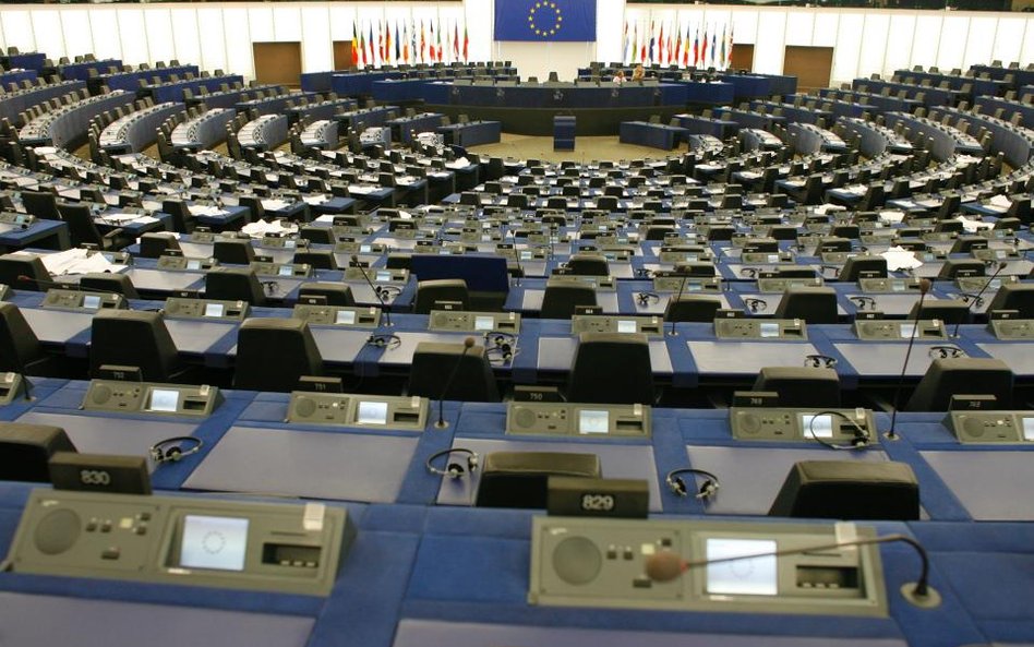 Platforma Obywatelska traci w bastionach