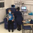 Koronawirus: 90-latka została pierwszą zaszczepioną Brytyjką