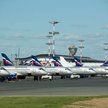 Samoloty Sukhoi Superjet 100 na lotniszku Szeremietiewo