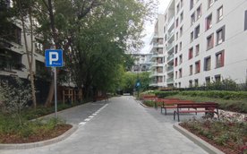 Ul. K. Brandysa na Żoliborzu ma formę woonerfu