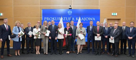 Uroczystość wręczenia aktów powołania prokuratorom zdegradowanym za kadencji Zbigniewa Ziobry