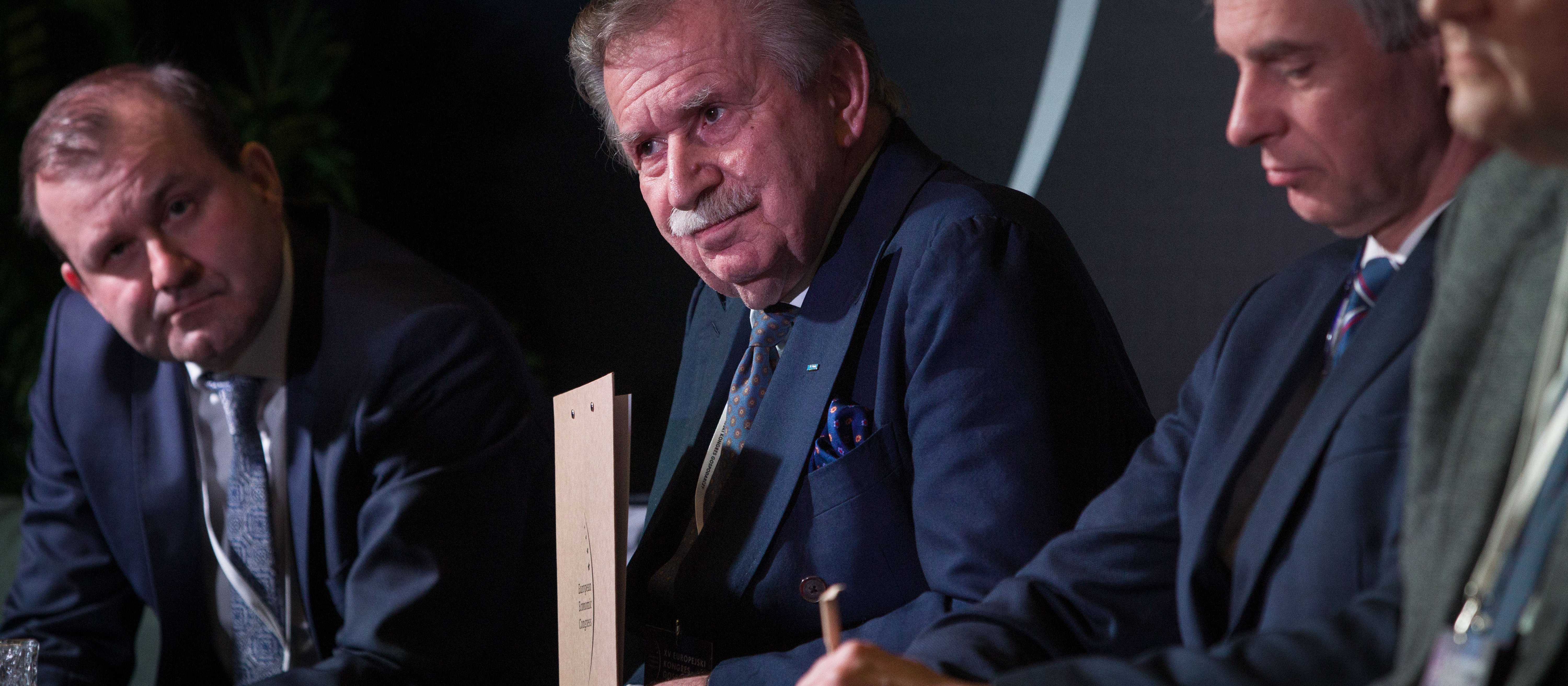 Gen. Leon Komornicki o ujawnieniu danych o pomocy Ukrainie. „W Moskwie i Kijowie się z nas śmieją”