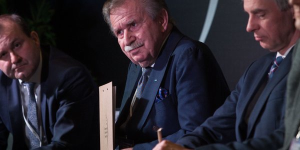 Генерал Леон Коморницкий о раскрытии данных о помощи Украине. "В Москве и Киеве над нами смеются"