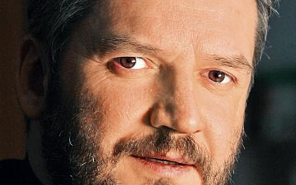 ks. Robert Skrzypczak, duchowny teolog i psycholog