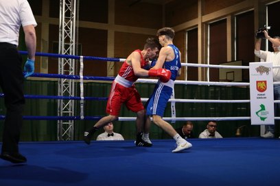 W przeciwieństwie do gal nastawionych na spektakl i viralowe starcia celebrytów, wydarzenie na Woli 