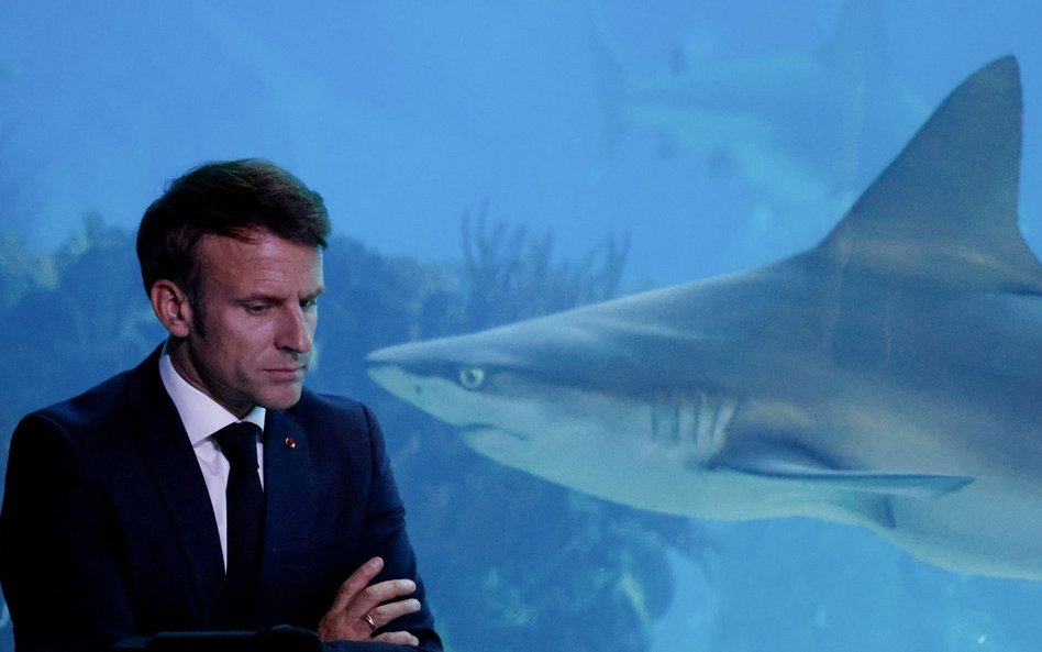 Emmanuel Macron skazany na rząd mniejszościowy