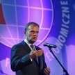 We wrześniu 2008 roku na Forum Ekonomicznym w Krynicy Donald Tusk ogłosił, że Polska w 2011 r. powin