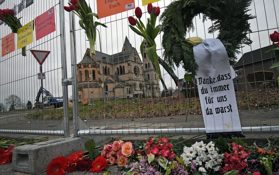 W niedzielę, 7 stycznia przeciwko rozbiórce katedry św. Lamberta demonstrowało w Immerath ponad 300 