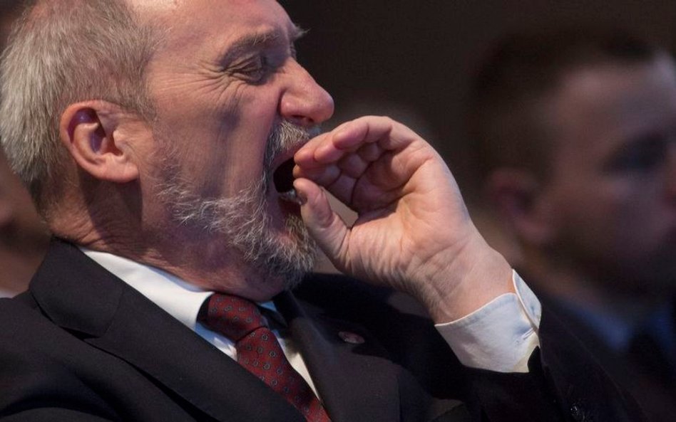 Minister obrony narodowej Antoni Macierewicz