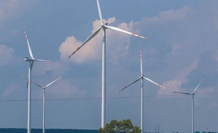 Clifford Chance doradzała bankom w związku z finansowaniem budowy elektrowni wiatrowej w Dębsku prze