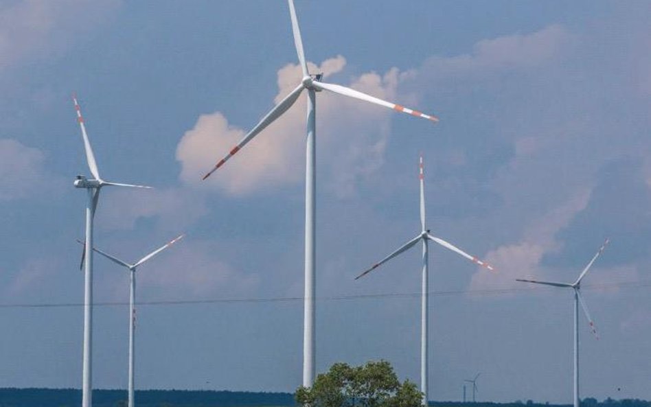 Clifford Chance doradzała bankom w związku z finansowaniem budowy elektrowni wiatrowej w Dębsku przez Polenergię