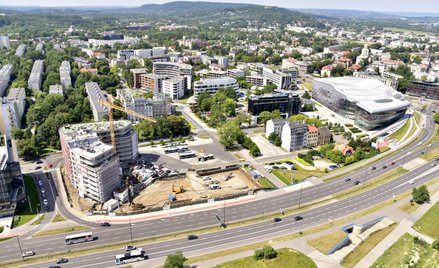 Kto inny będzie mógł być właścicielem gruntu, a kto inny tego, co jest pod czy nad ziemią.