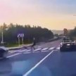 Kadr z nagrania z kamery samochodowej, która zarejestrowała wypadek w Nowym Sączu