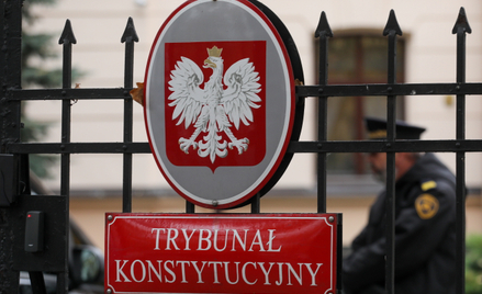 W Trybunale coraz większe zamieszanie: problemy ze składem i KE
