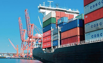 Morski transport towarów mocno zdrożał przez ostatnie 12 miesięcy