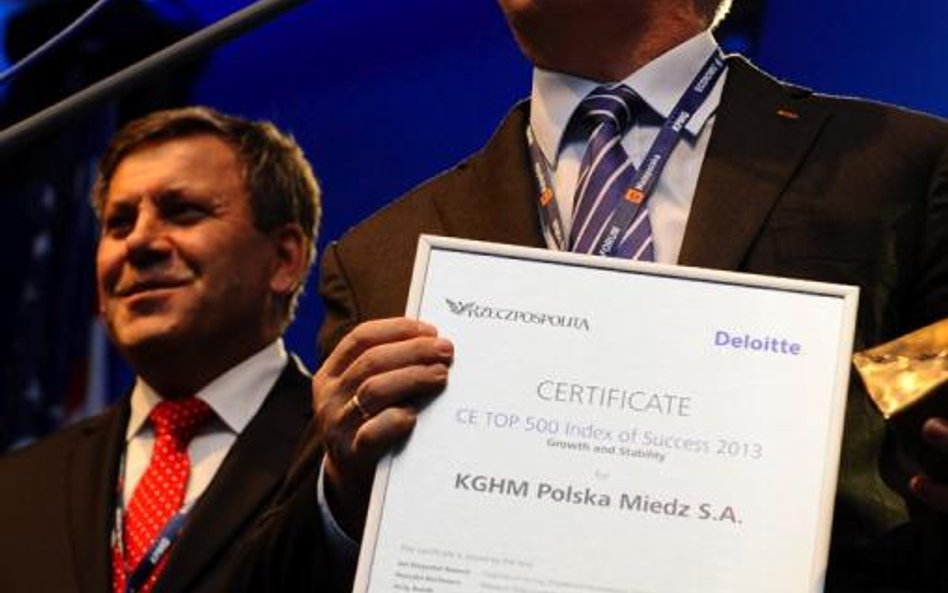 Tusk o końcu kryzysu, laur dla KGHM