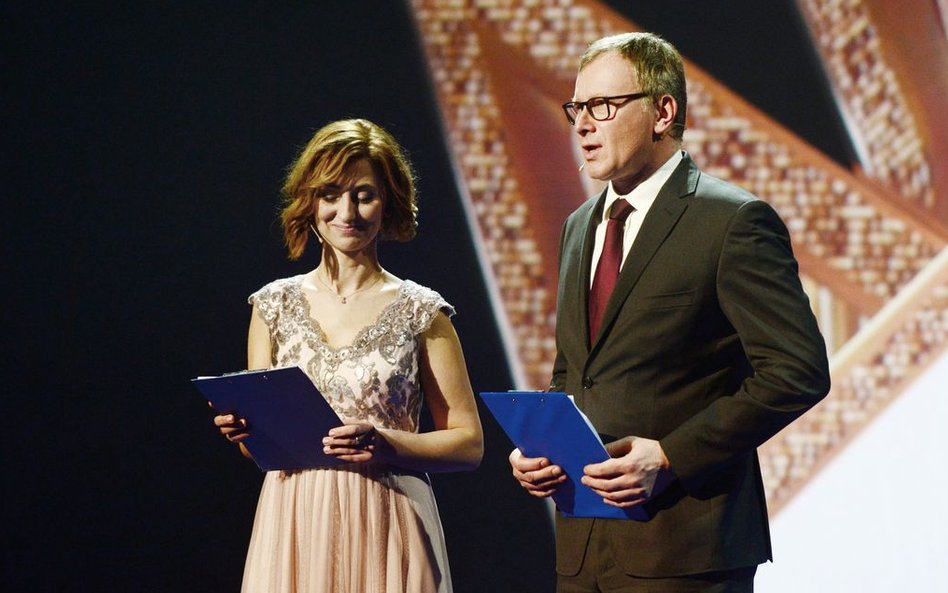 Sylwia Paszkowska i Bogusław Chrabota, redaktor naczelny "Rzeczpospolitej".