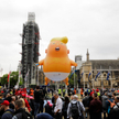 Protest w Londynie: Dziecko z twarzą Trumpa
