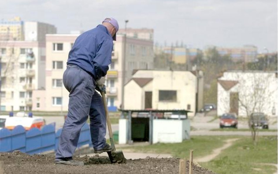 Skazani mają pracować, a nie siedzieć za kratą