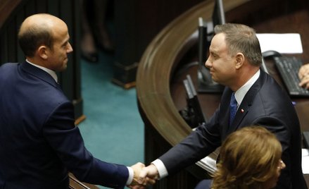 Andrzej Duda po przemówieniu na inauguracyjnym posiedzeniu Sejmu nowej kadencji podszedł do parlamen