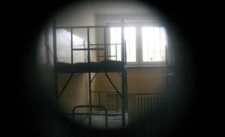 Skazany musi wiedzieć czy kamera obserwuje jego intymne czynności