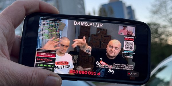 Kwota zbiórki Łatwoganga dla Cancer Fighters coraz większa. „Rozliczamy się z zaufania”