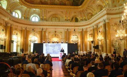 Prezentacja raportu w sprawie strat wojennych Polski