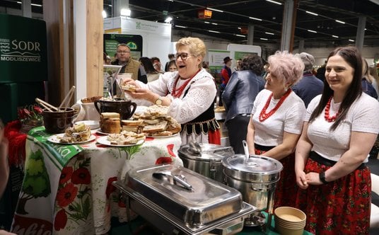 Nikt nie wyszedł z targów głodny