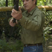 Tommy Lee Jones jako Robicheaux w "In the Electric Mist"